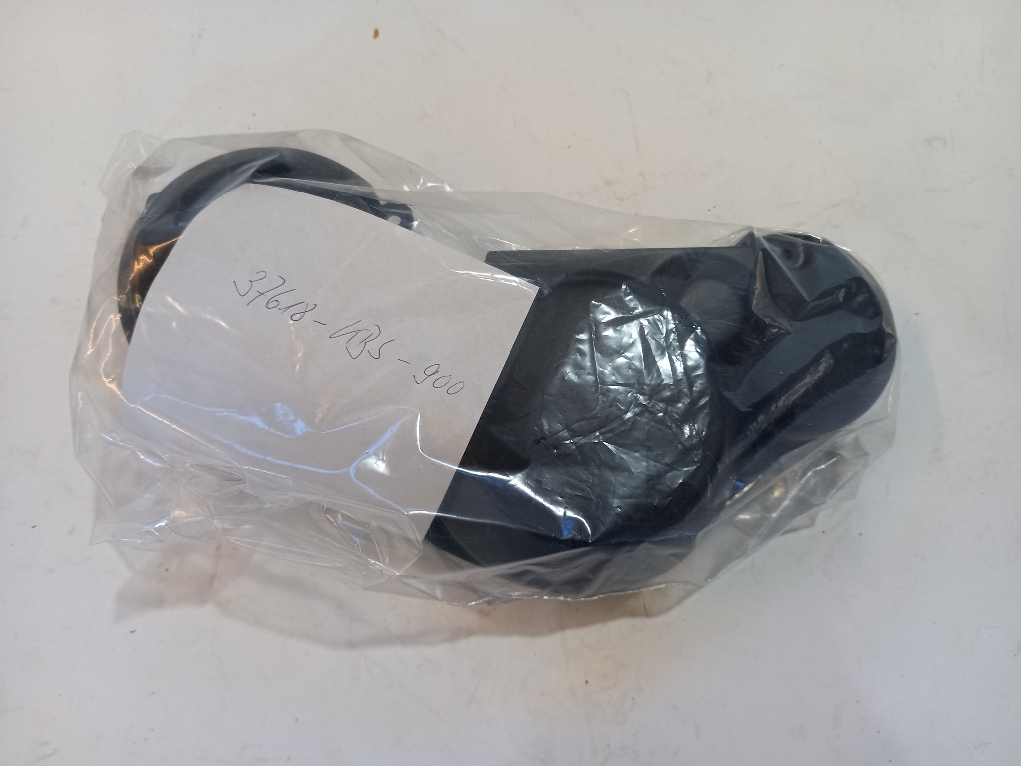 Picture of Honda  DECKEL, MESSER  37618-KBS-900
